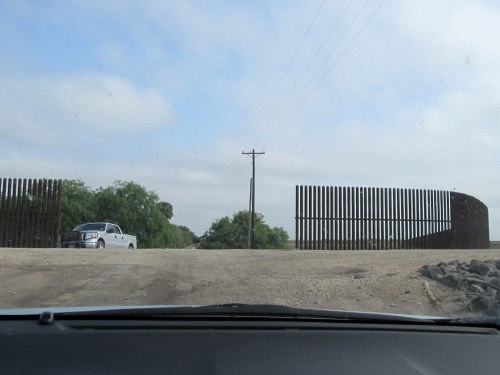 Border fence
